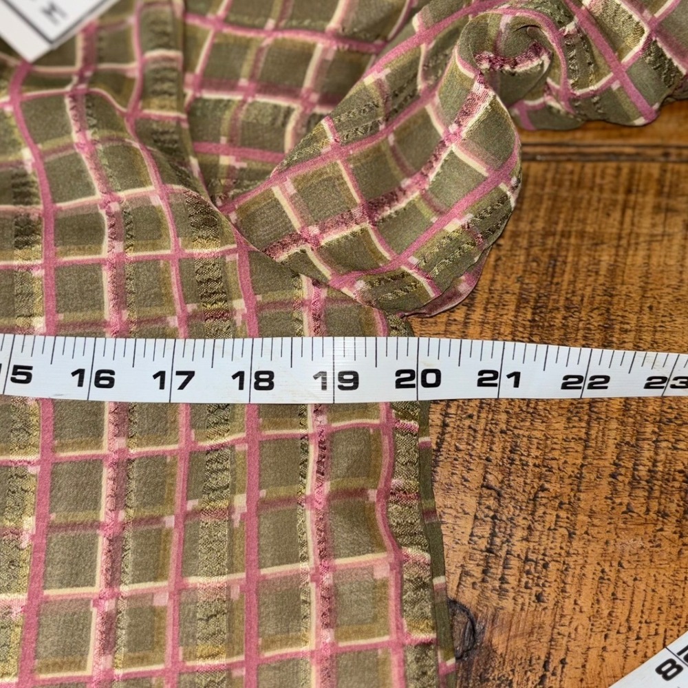 NWT THML Womens Olive Green Blush Plaid Puffer Sleeve Tie Closure Blouse Small - Picture 6 of 8